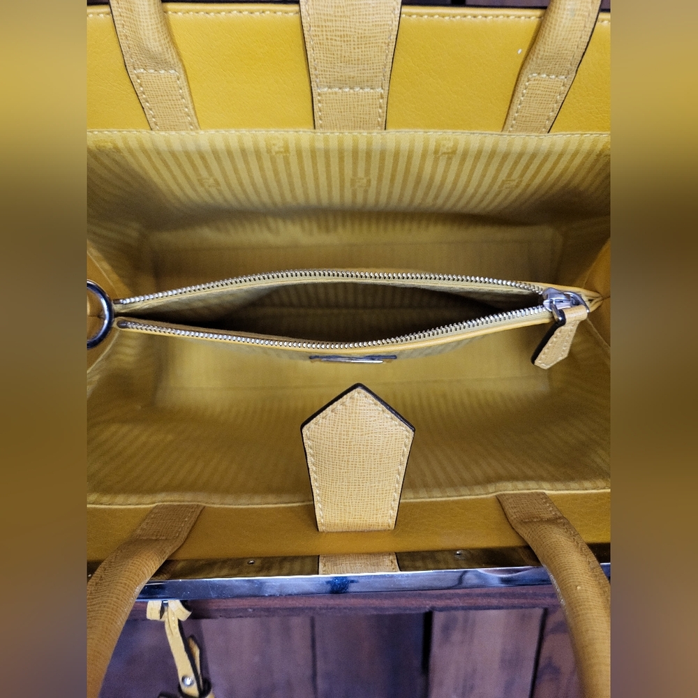 Fendi Leather Petite 2Jours Tote - Picture 10 of 12